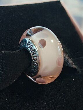 Authentic Pandora Pink Polka Dots Charm – 790618 Murano Glass (Retired)